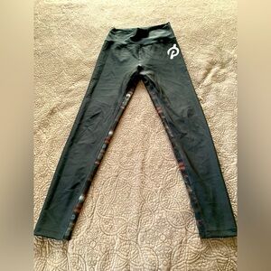 Peloton Long Leggings with Inner-Leg Graphic Panels